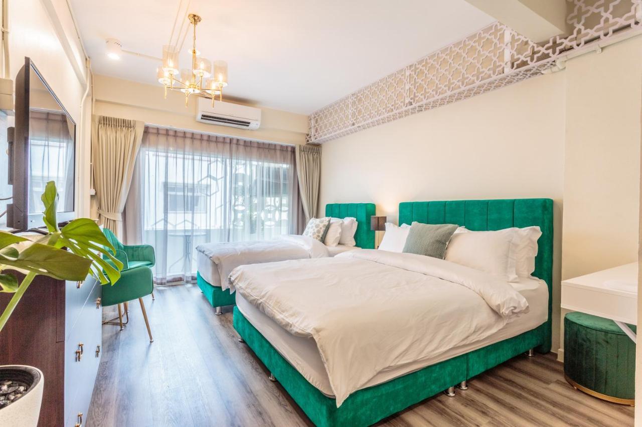 Harmony Silom Apartment Bangkok Exterior photo