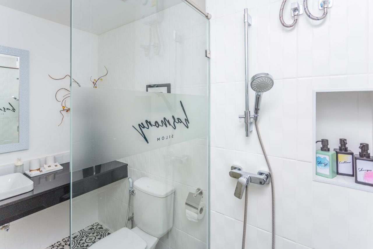 Harmony Silom Apartment Bangkok Exterior photo